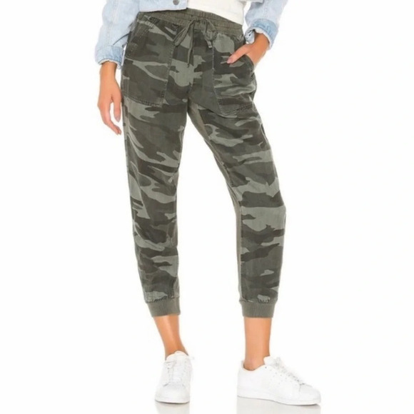 Splendid Pants - New Women’s Splendid Camouflage Joggers